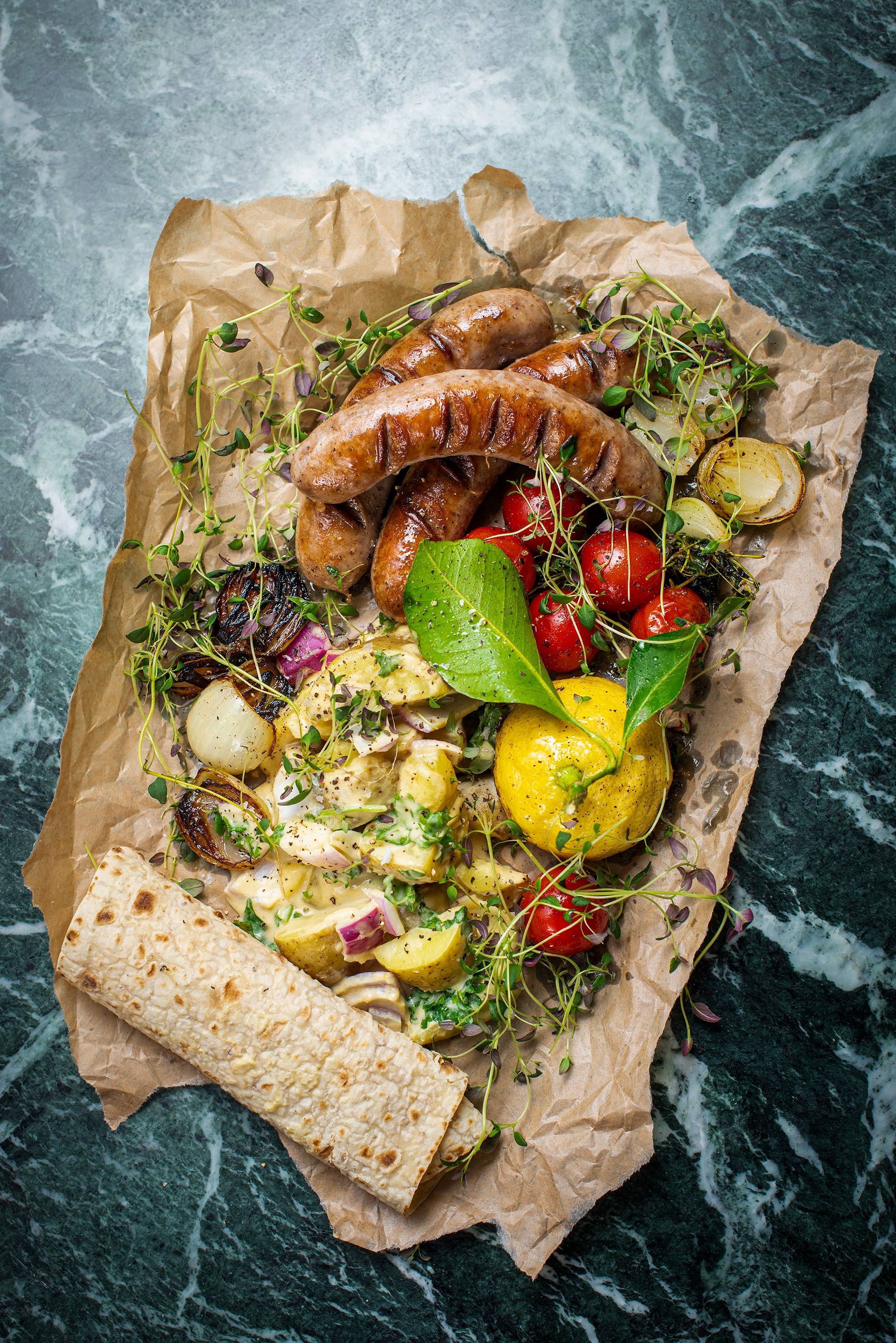 Stekt Bratwürst av elg med lun potetsalat